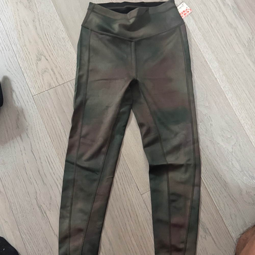 Women’s Camouflage Leggings